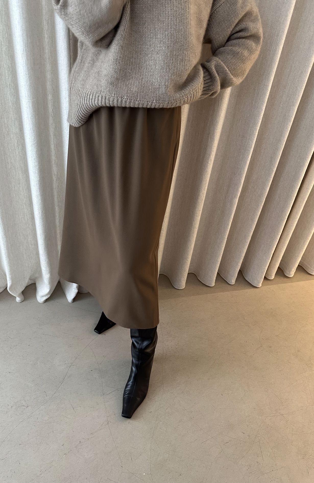 Iblamelulu Kaya skirt desert sand