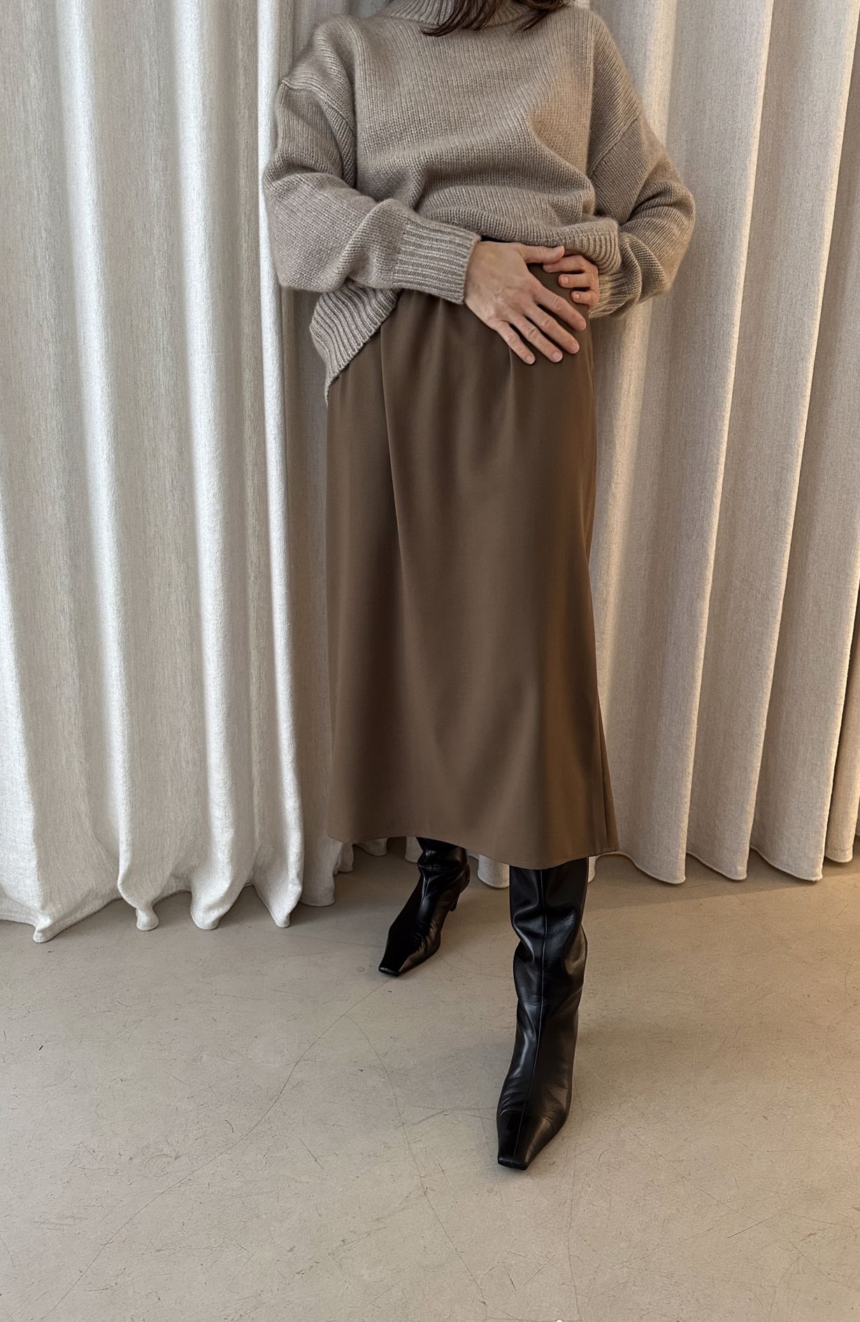 Iblamelulu Kaya skirt desert sand