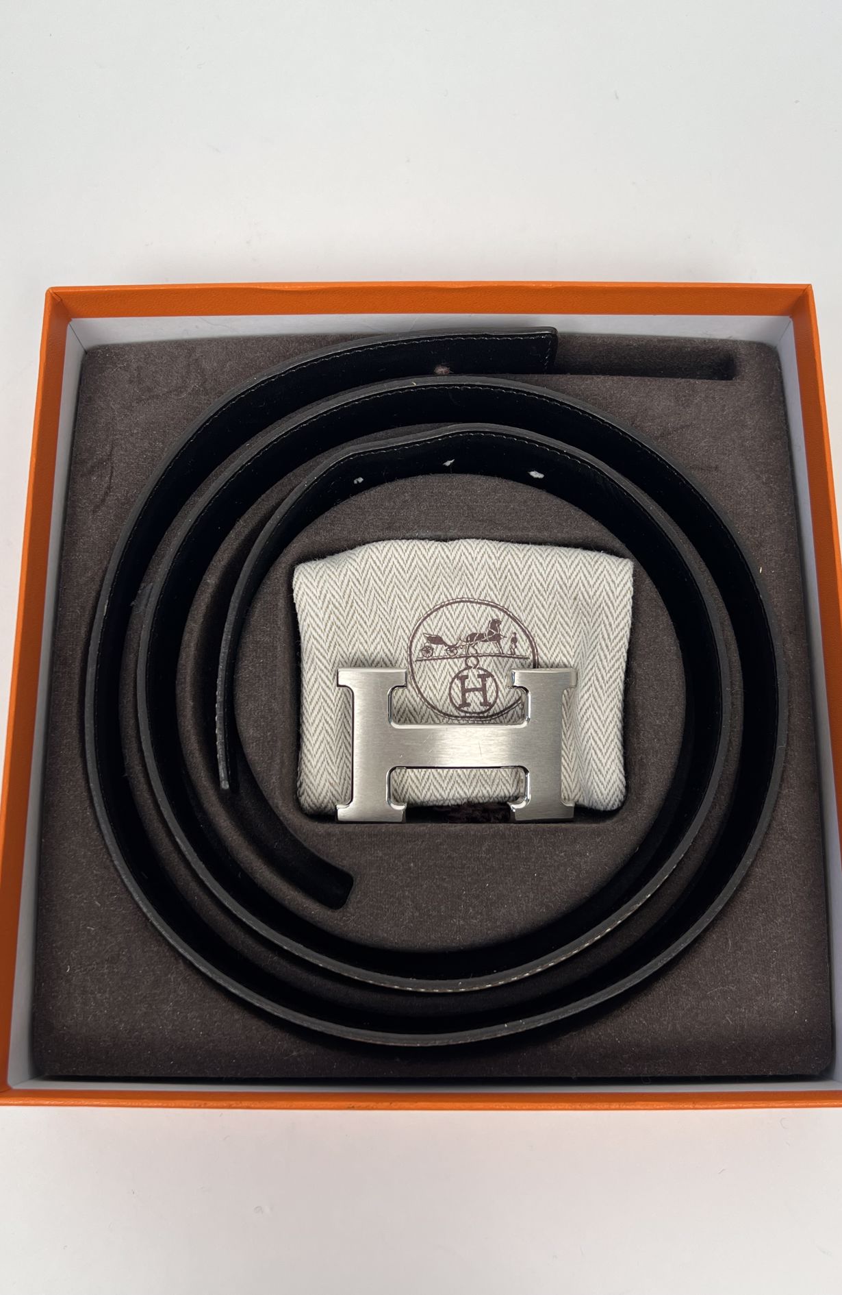 Hermes belt with silver buckle size 95 + box 