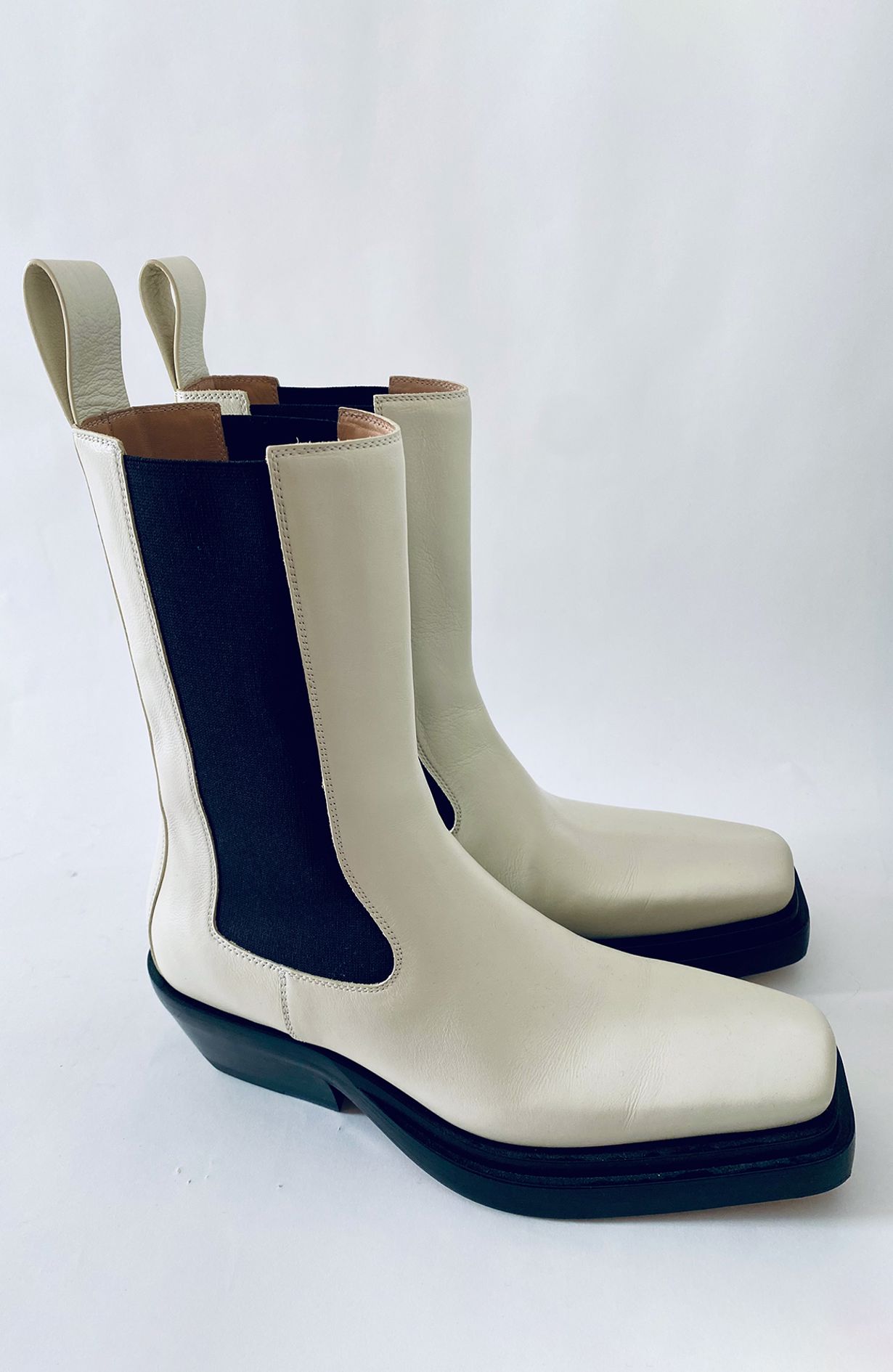 Bottega Veneta White boots size 38