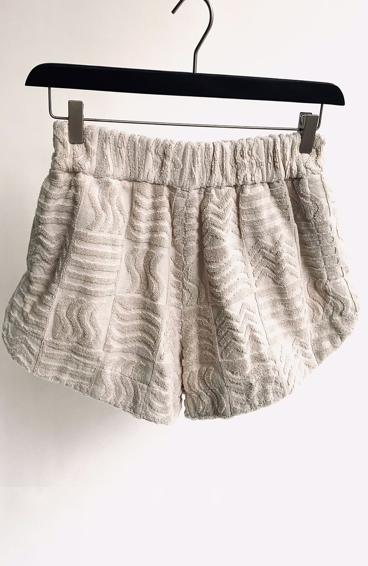 Lucy Folk Shorts - White, Size M