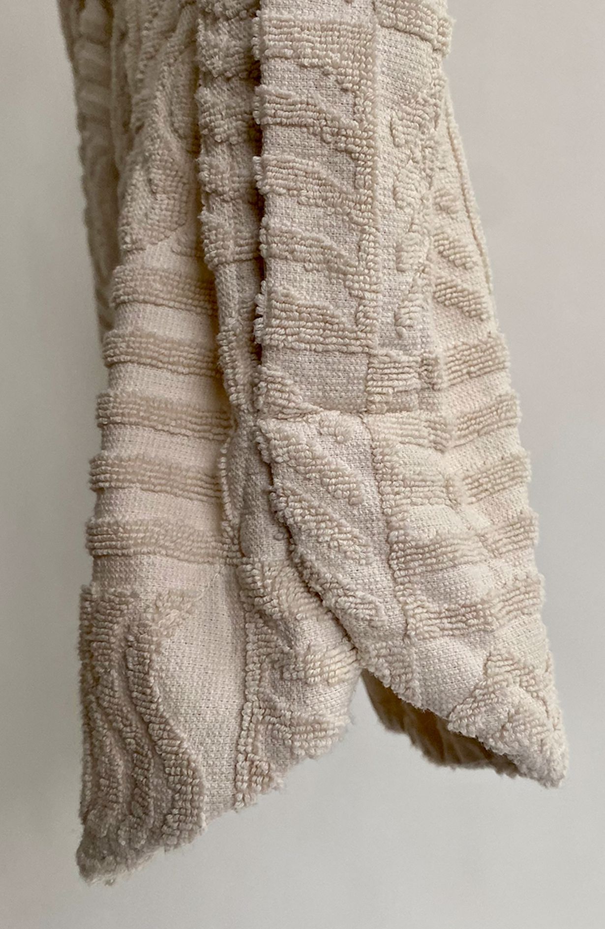 Lucy Folk Shorts - White, Size M
