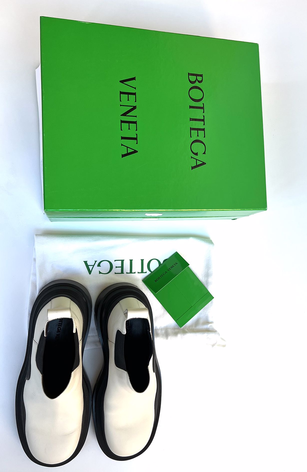 Bottega Veneta White Boots - Size 40 W. Box